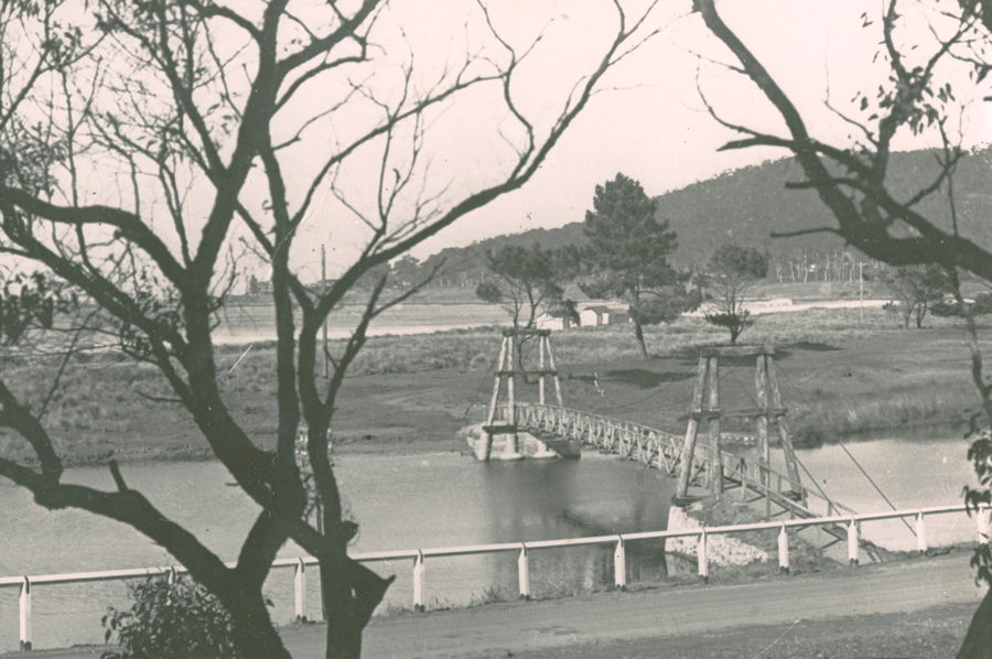 1937