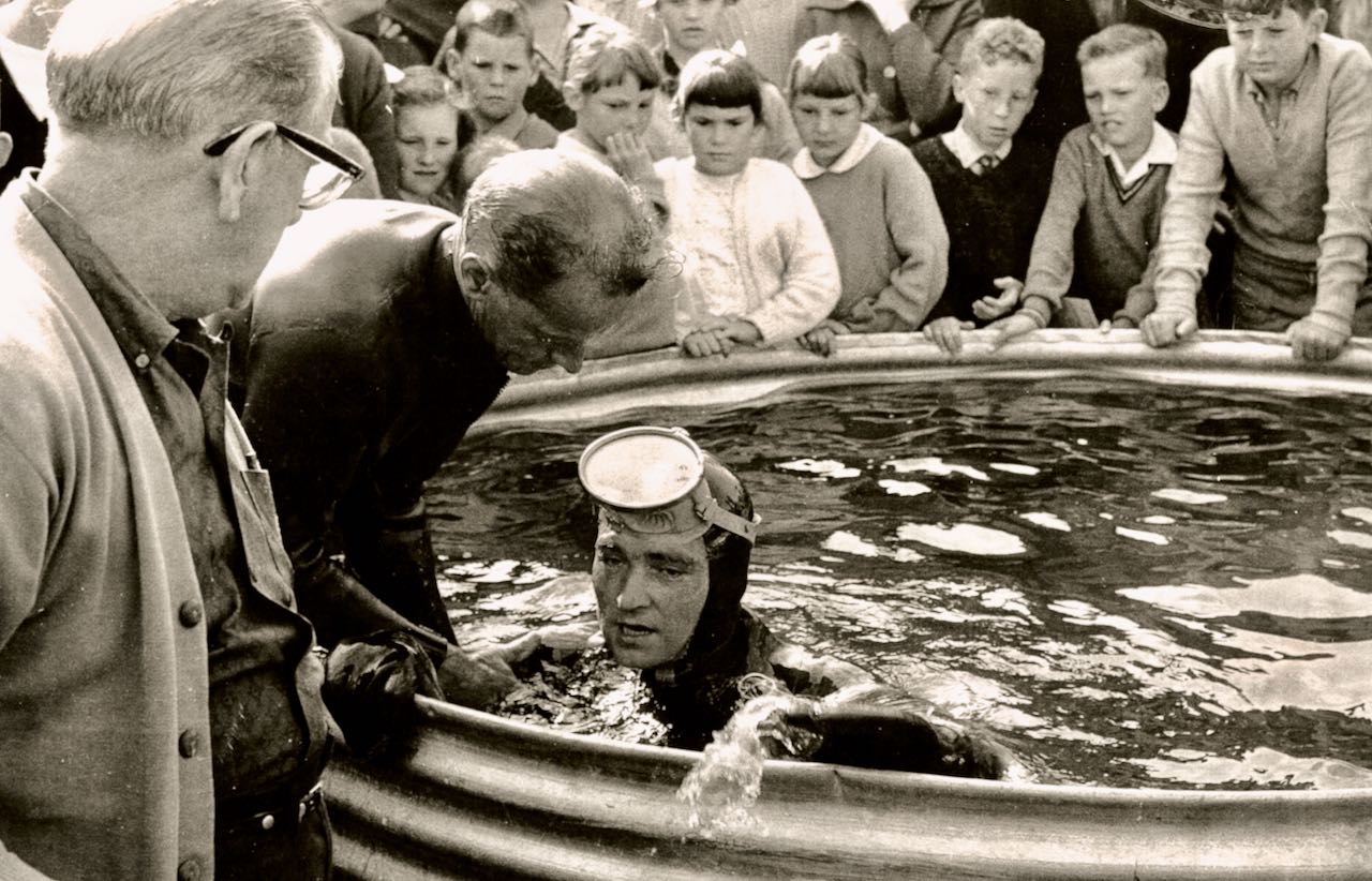 Gordon Avery Underwater World Record